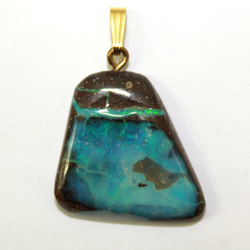 Pendentif en opale boulder BP230