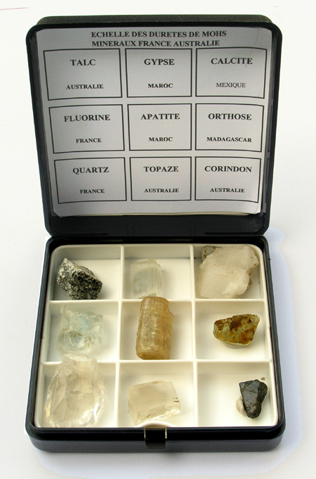Coffret collection 12 mineraux - Planète-Cristal